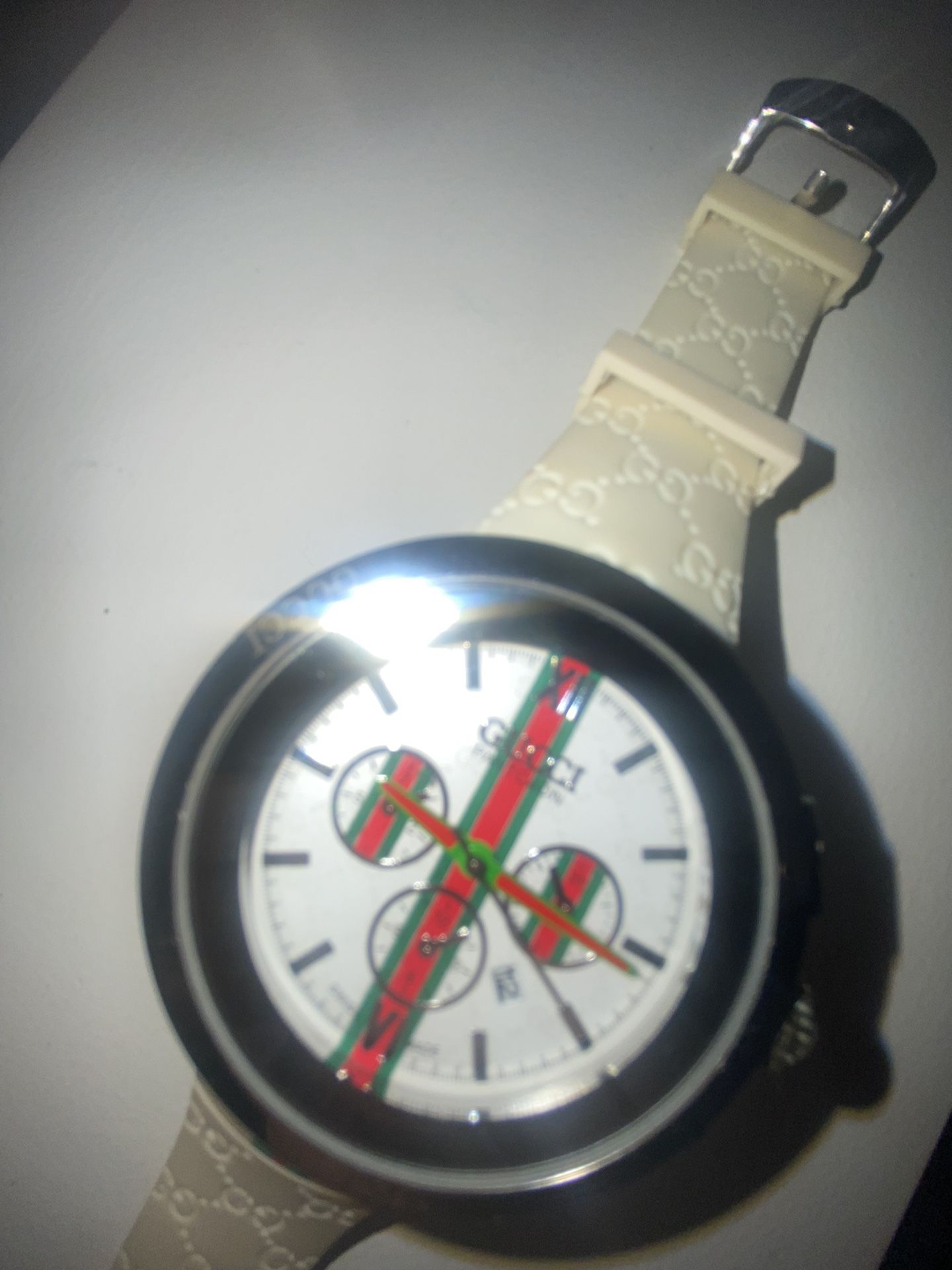 GUCCI Watch (SWISS MADE) 