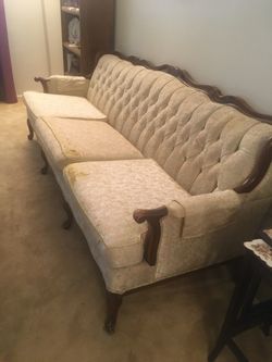 French Loui XV Provincial Style Sofa