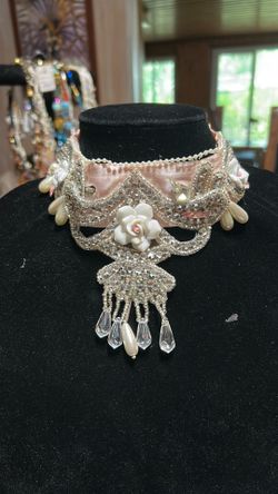 Peggy Graham 80’s Choker