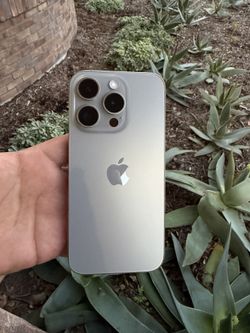 iPhone 15 Pro Unlocked