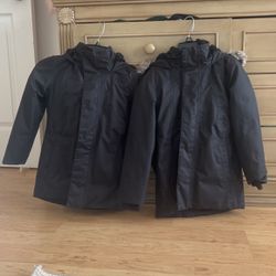 Kids Northface Parka 2 Of Theme Extra Sm Fits 9 Year        Old Like Brand New 40$each
