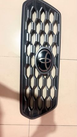 Toyota Front Grille with Emblem