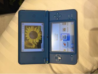 Nintendo DSI XL