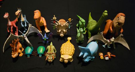 Disney Pixar The Good dinosaur Lot