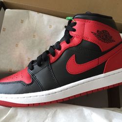 Air Jordan 1mid Banned Sz 9,10.5, 12