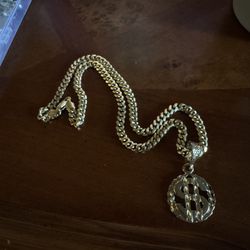chain with money dollar pendant 