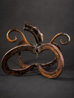 🍂 Handcrafted Recycled Horseshoe Pumpkin Sculpture 🎃