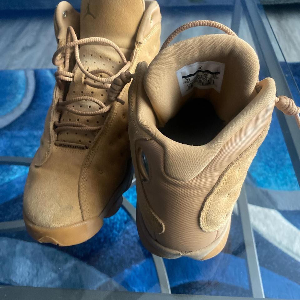 JORDAN 13 Retro Wheat (Size 7y)