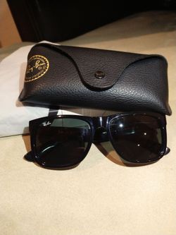 Ray-Ban Justin Classic Sunglasses (RB4165) Black Frame with Case - Unisex - NEW