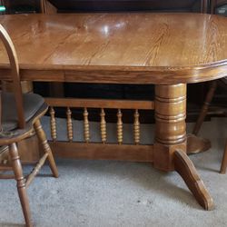 Kitchen Table 4 Chairs