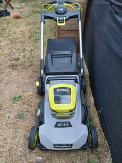 Nice Ryobi lawn mower