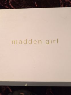 Madden girl boots size 8