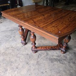 Antique Kitchen Dinette Table. Excellent Condition