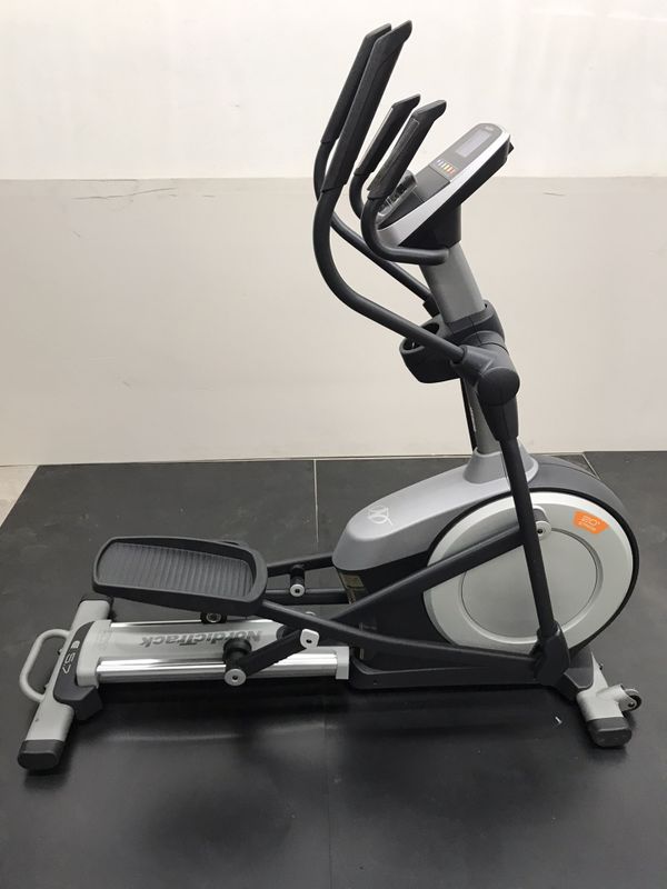 NORDICTRACK E5.7 ELLIPTICAL TRAINER for Sale in Fort Lauderdale, FL