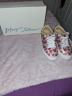 Betsey Johnson  shoes