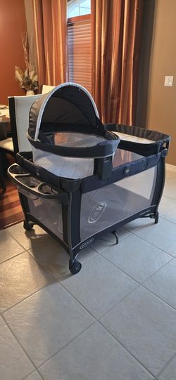 Graco Travel Crib Combo