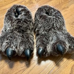 Faux Fur Monster Dinosaur House Slippers Adults Size S/M Like New