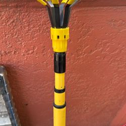 Telescoping, lightbulb, screw, inner or outer