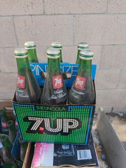 Vintage soda pop case 80's