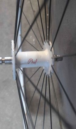 Phil Wood velocity wheel front