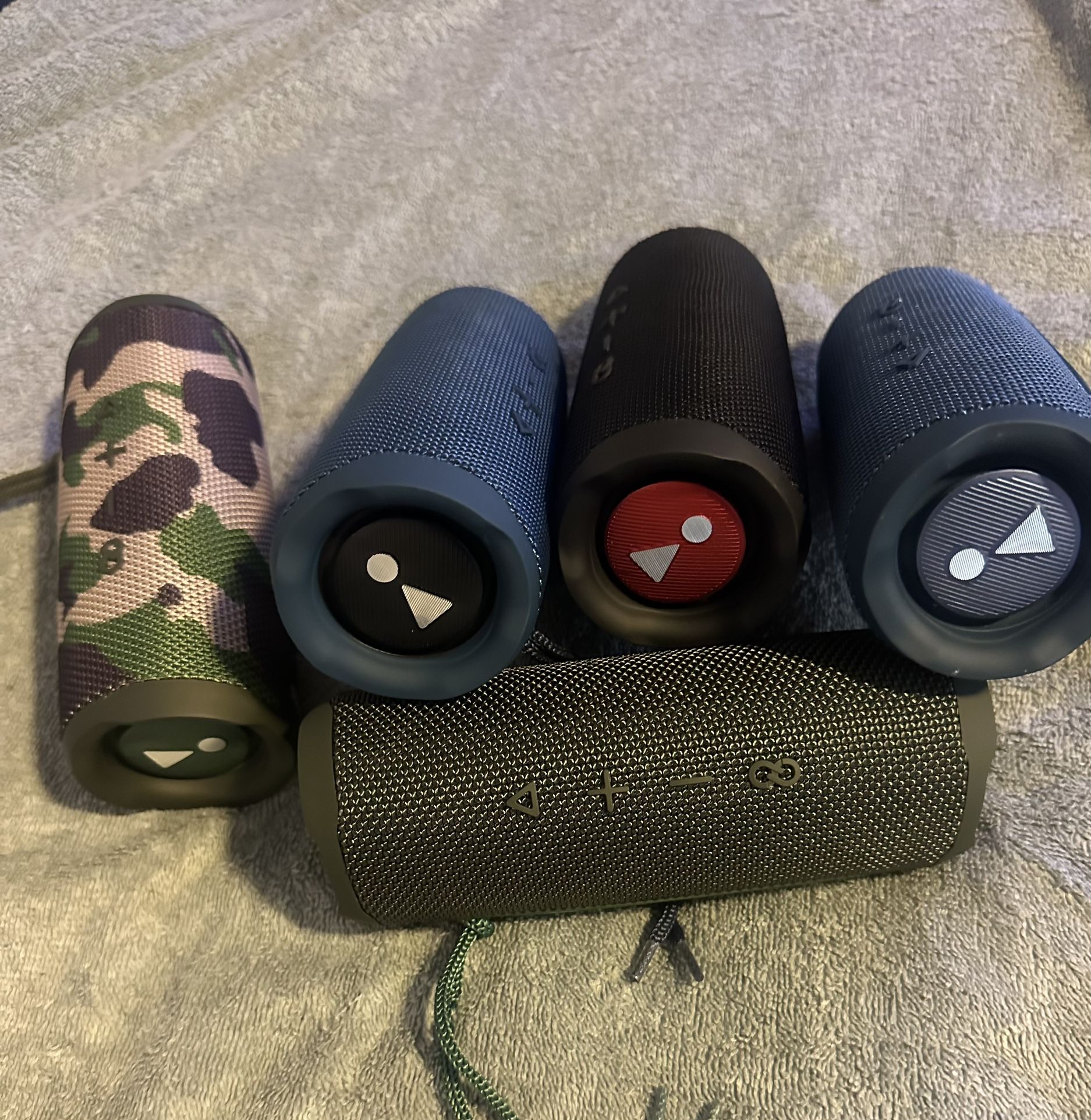 Cheap Bluetooth Speakers $30 Each!!!
