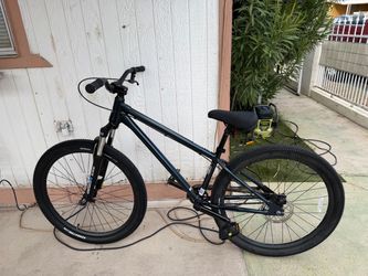 DJ.1 Air Time Ozark Trail Mountain bike