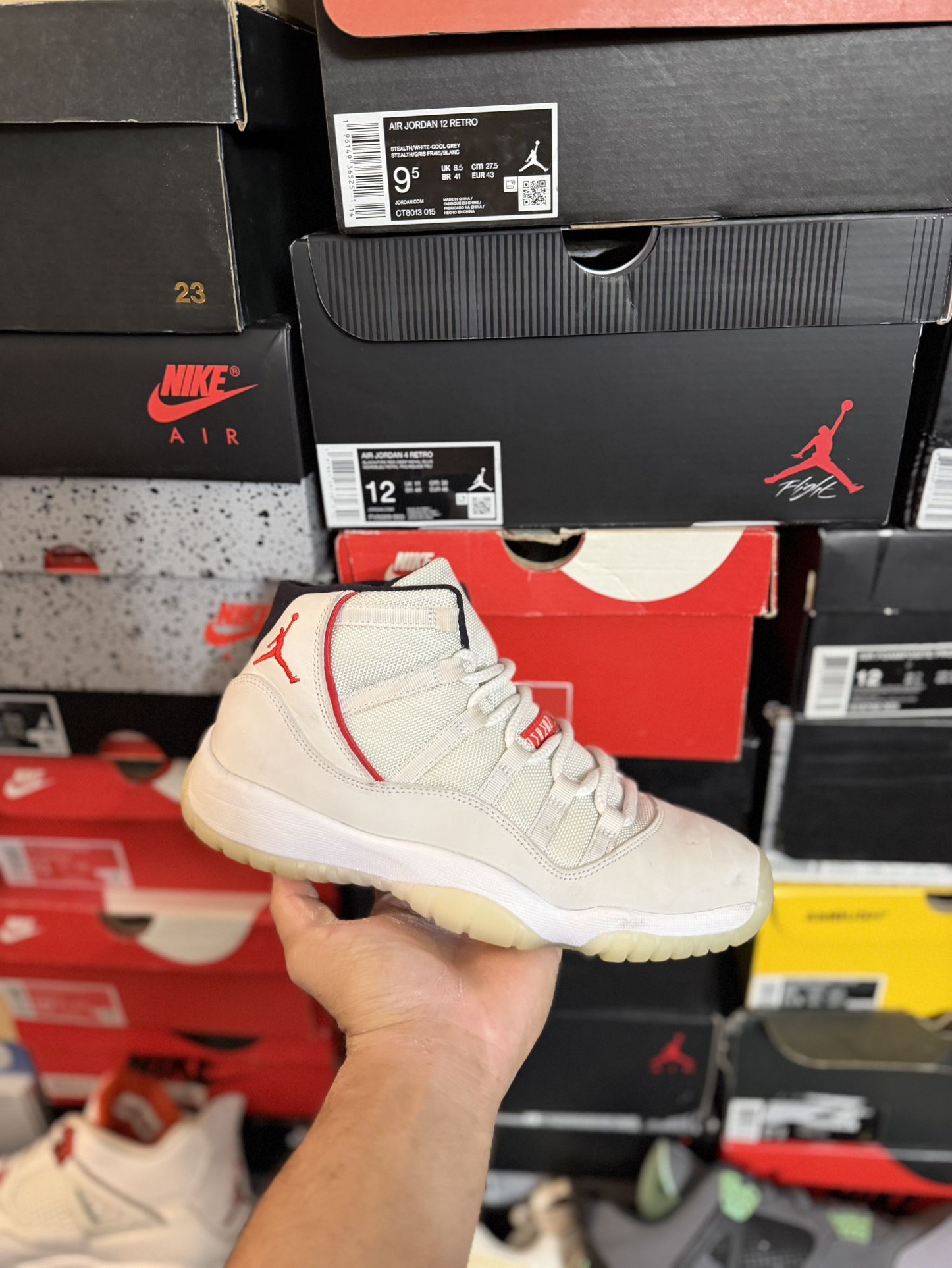 Jordan Platinum Tint 11s size 7Y USED But Clean