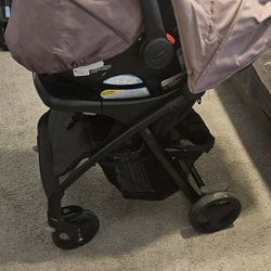 Graco Carseat And Stroller , Also Include 2 Carseat Base
