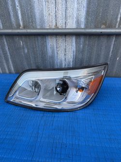 2020 2021 2022 2023 2024 2025 2026 Hino XL Series XL7 / XL8  Left Driver Side LED GLOW Headlight OEM (ORIGINAL)