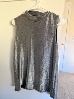 Metallic top