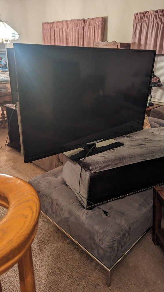 Flat Screen TV 50 Inch