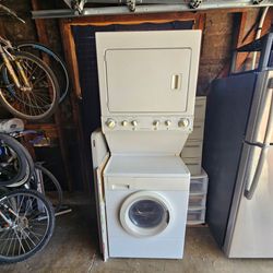 Frigidaire Stack (gas)