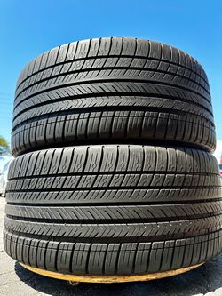 285/40/22 Michelin PILOT SPORT All Season4 Tires 285/40/22 Tires 285/40R22