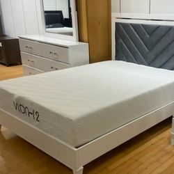 *Year End Sale Event!!!*----Attractive Colby Platform Queen/King Bedroom Sets---From $799!!!---Delivery/$10 Down Financing🤠