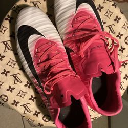 Nike Soccer Cleats for Sale in Las Vegas, NV - OfferUp