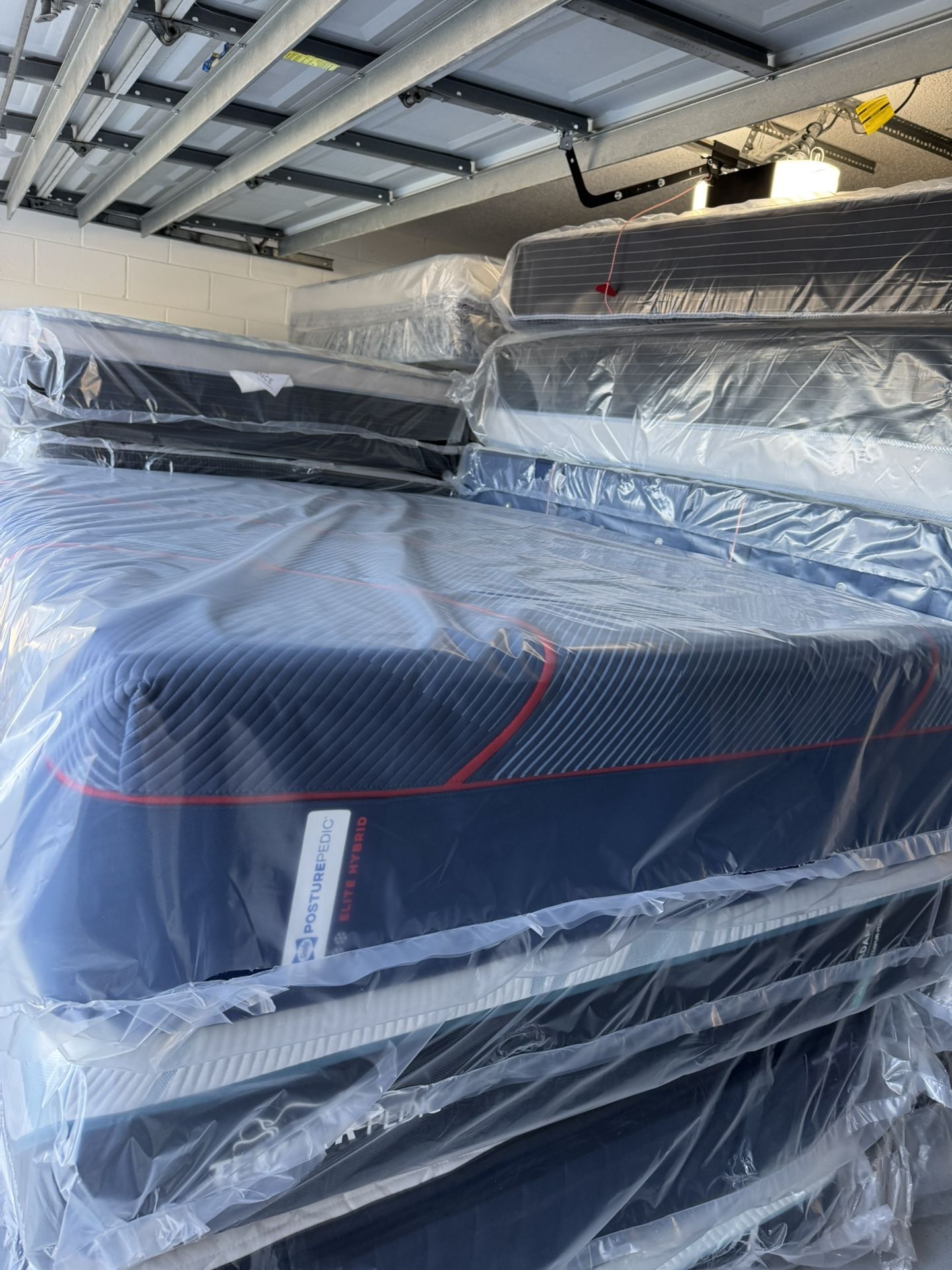 Queen mattress Sealy PosturePedic Elite Hybrid $999