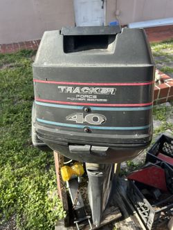 Two 40HP Mercury Tracker Forcé Outboards