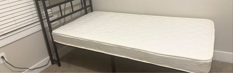 Twin mattress