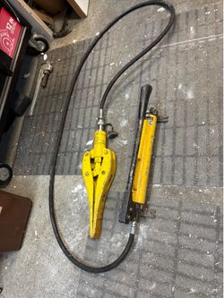 PortaPower - ENERPAC 0.75 ton Hydraulic Ram Spreader