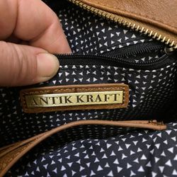 Antik Kraft Purse 