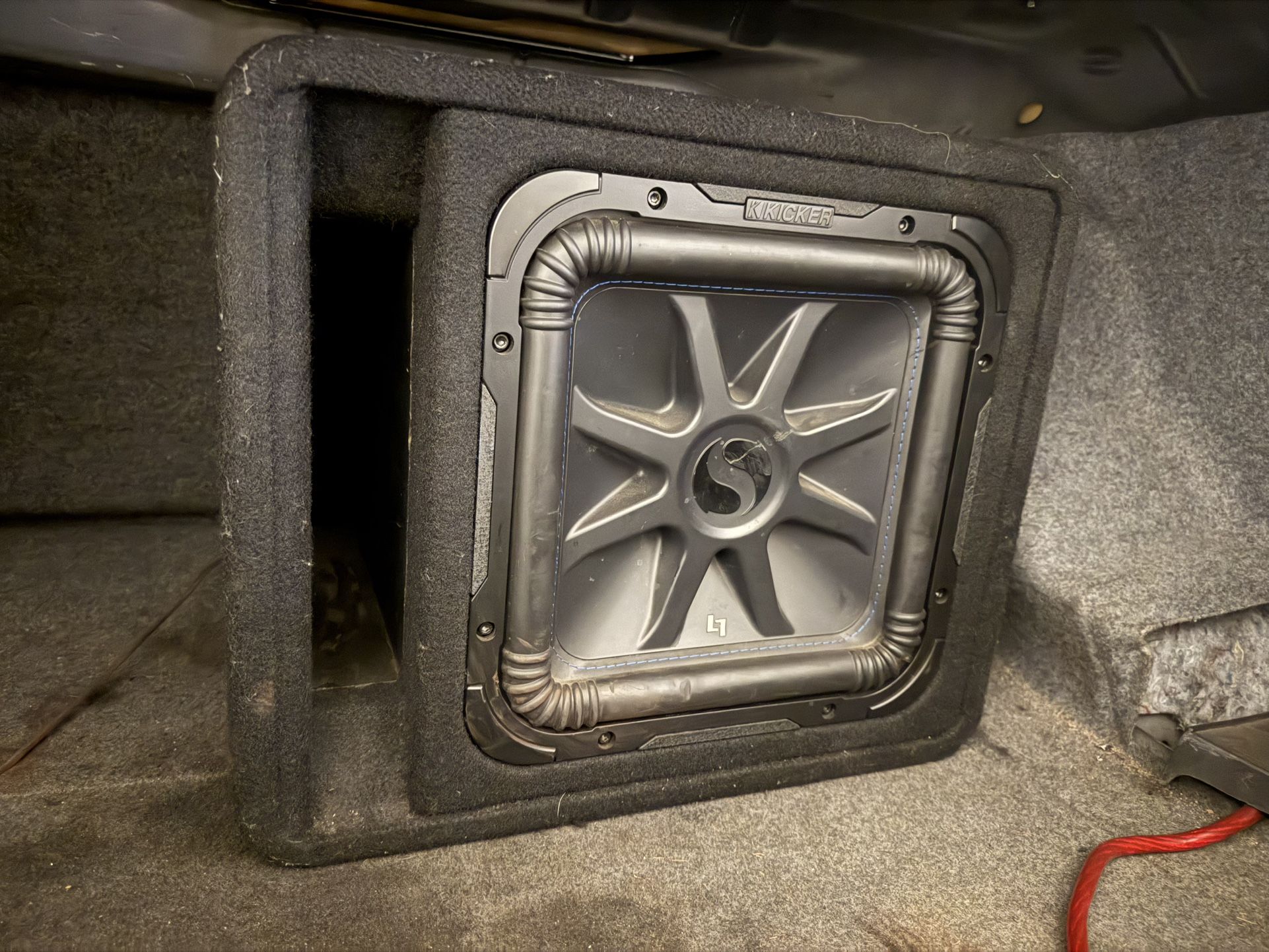 Kicker L7 12 Sub With Kicker Amp