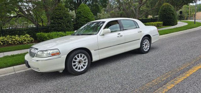2006 Lincoln Town Car