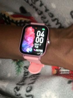 Nano G. Smart watch compatible with android and IOS