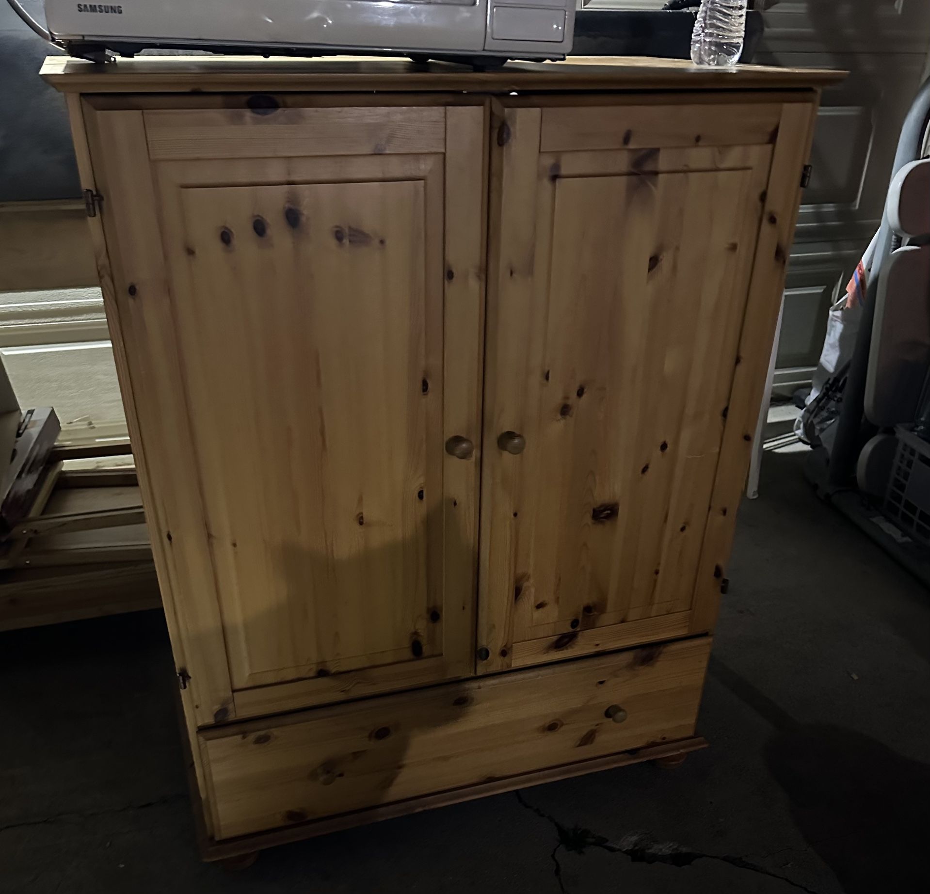 Wood Dresser
