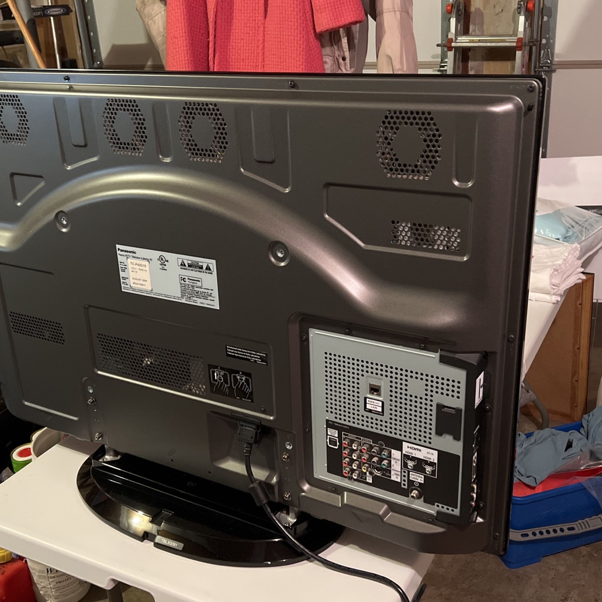 Panasonic 40” TV