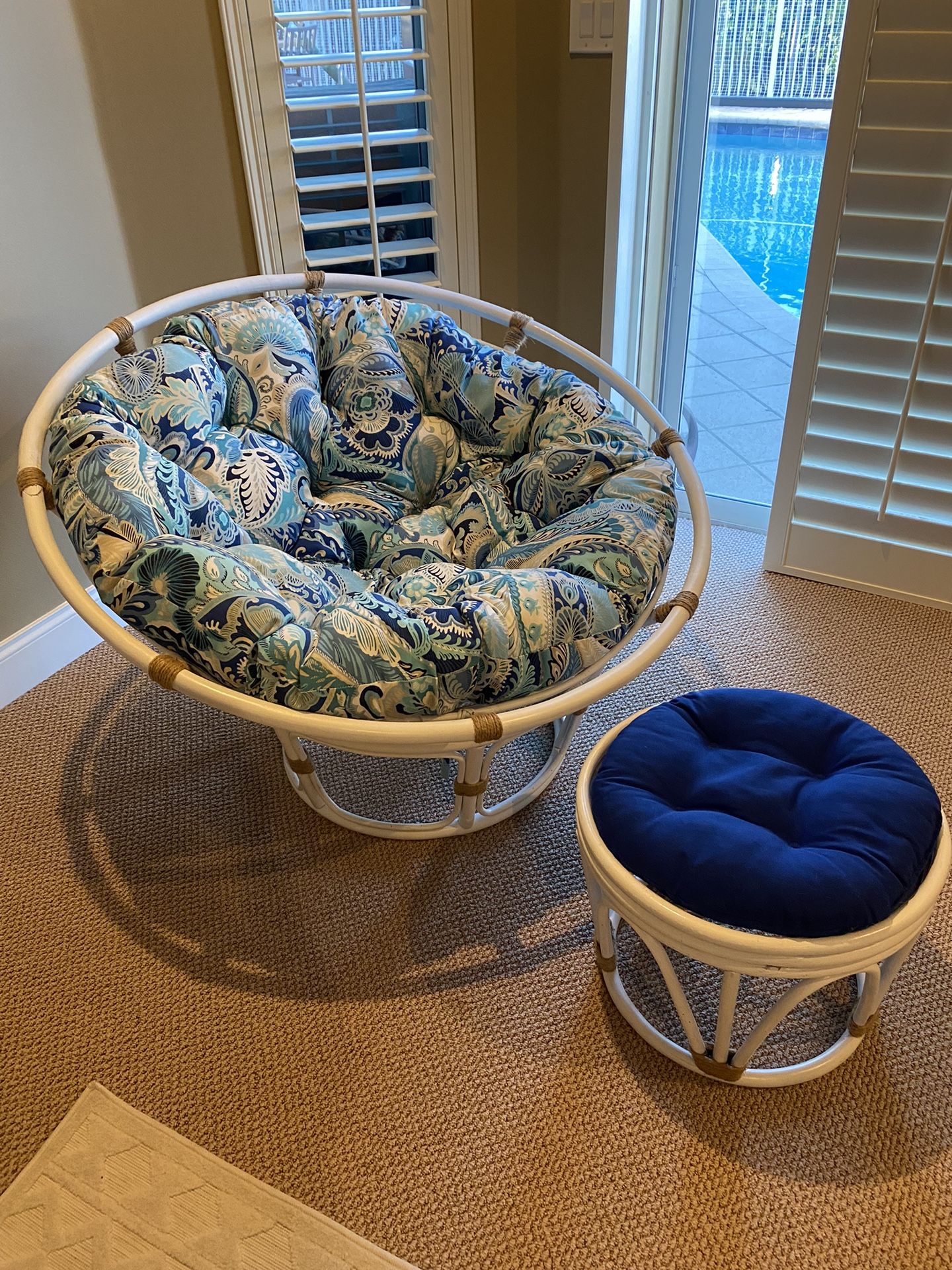 Papasan Chair and Ottoman 