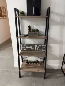 (2) Accent Shelves
