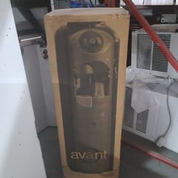 AVANT Innovative Water Bottle Dispenser