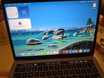 2020 MacBook Pro A2338,M1 ,8Gb,256Gb,13” LCD, Original Apple AC Charger, Good Condition,Silver Color,Office 2022,Tahoe MAC OS for Sale Promo