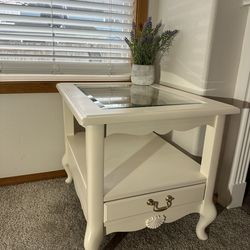 Bassett End Table w/ Glass Top
